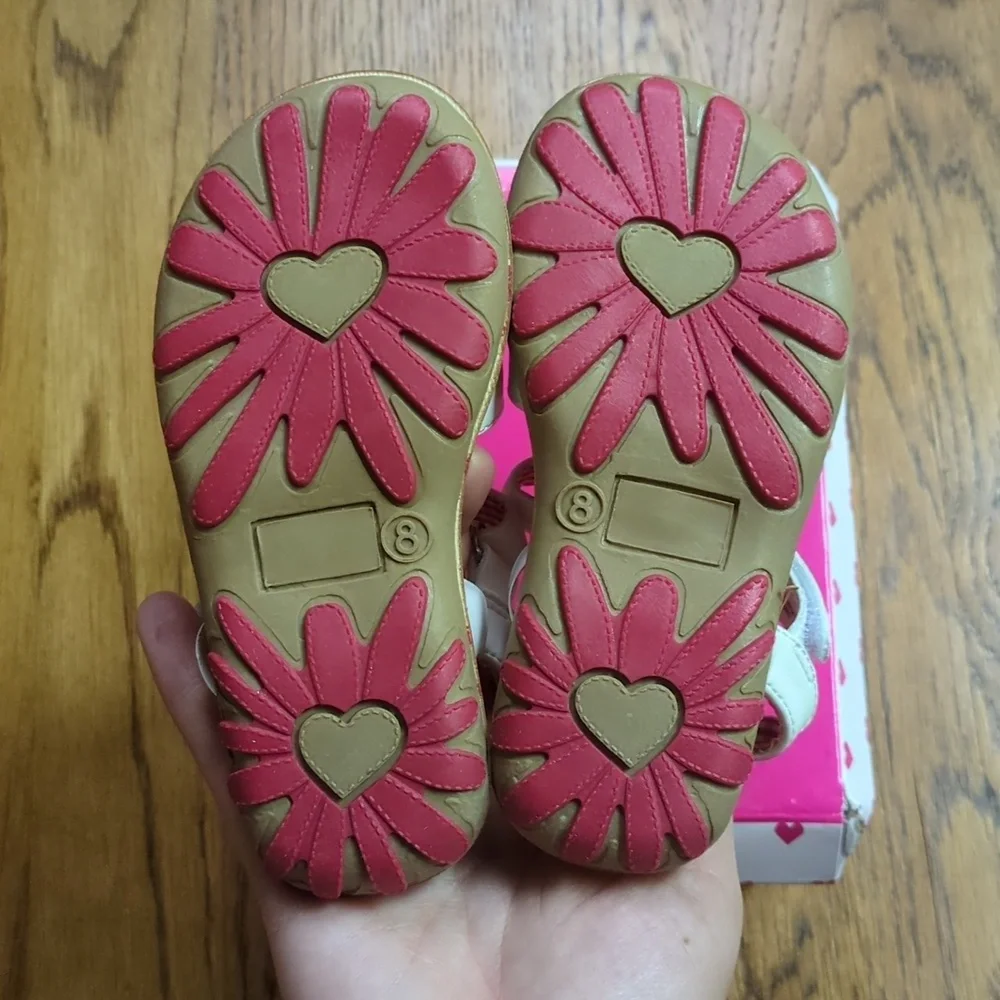 NIB Olive & Edie Lil' Sweetie Sandal Strawberry Appliqué Shoe Size 8T